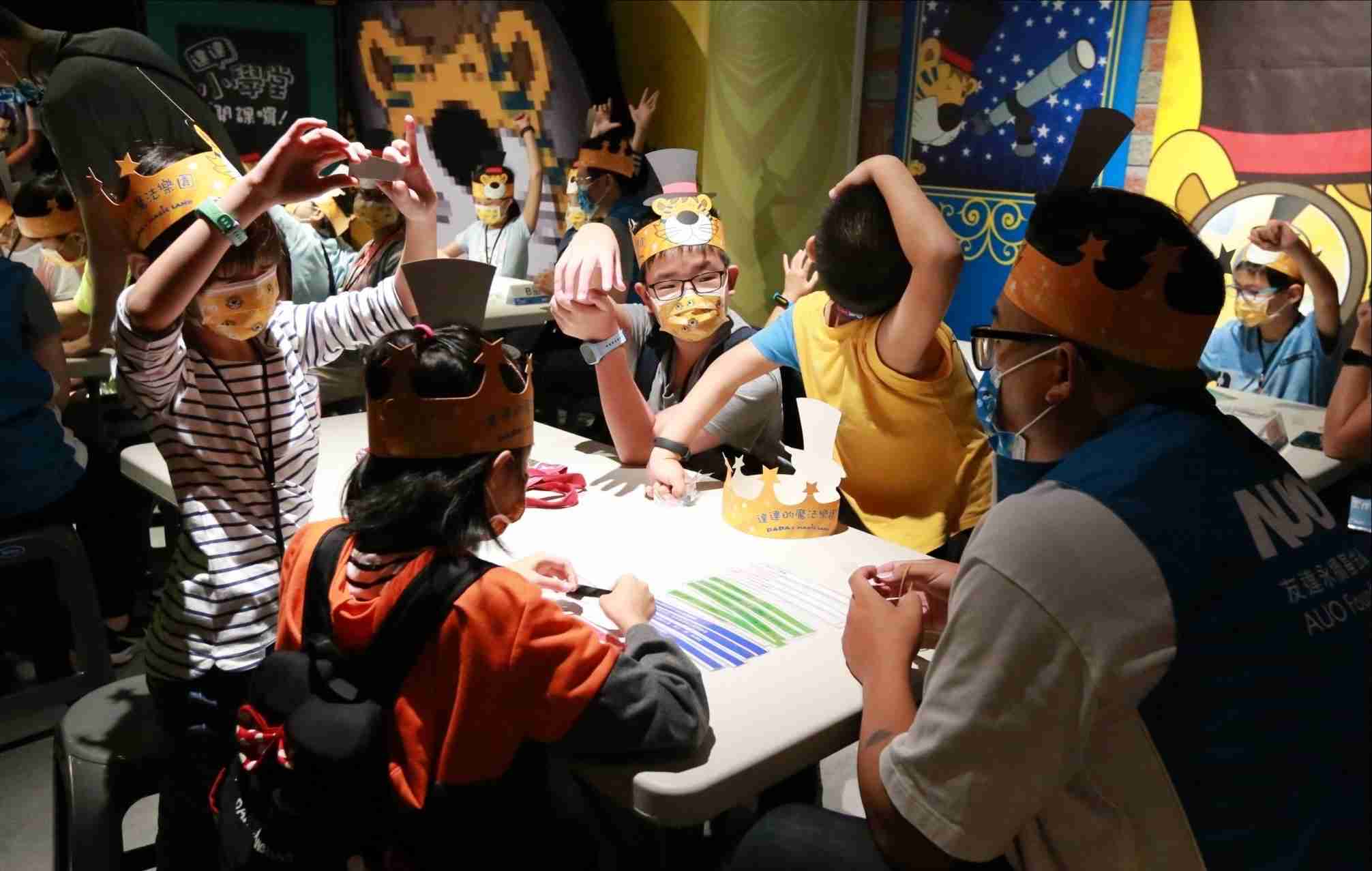 壹号平台以永续理念推动全人教育计划，，，，内外结盟储备科普教育人才，，，，荣获亚太永续行动奖社会共融面的金奖肯定